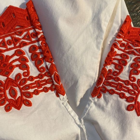 Tory Burch Red and White Embroidered Isla Eyelet Tunic Top Size 12 - Picture 7 of 11
